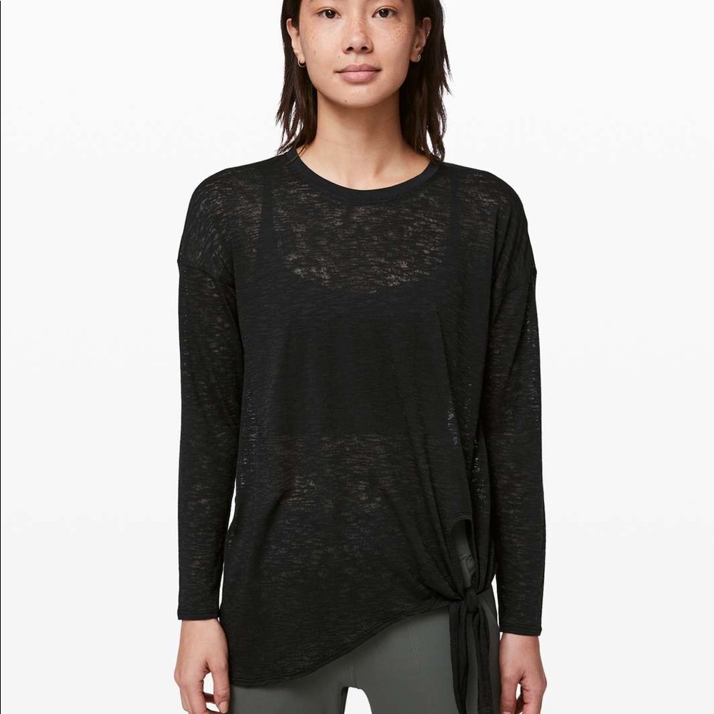 Lululemon Tie Your Practice tee